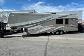 Mobile Suites Fifth Wheel